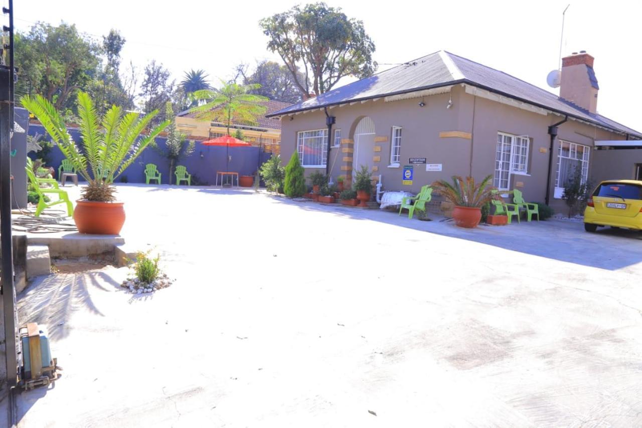 Union Guesthouse Pretoria-Noord Exteriér fotografie